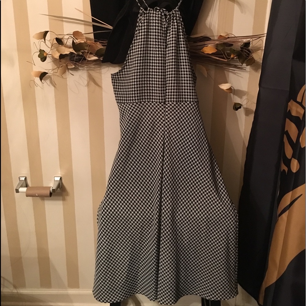 Hounds Tooth Mini